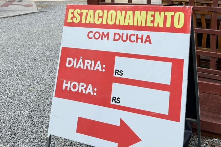 Procon fiscaliza estacionamentos para garantir transpar�ncia de pre�os