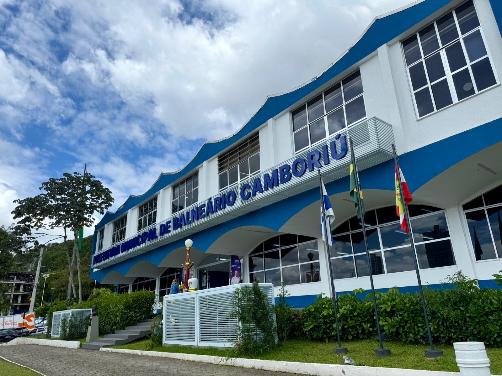 Confira o funcionamento dos servi�os municipais de BC durante o Dia do Trabalho