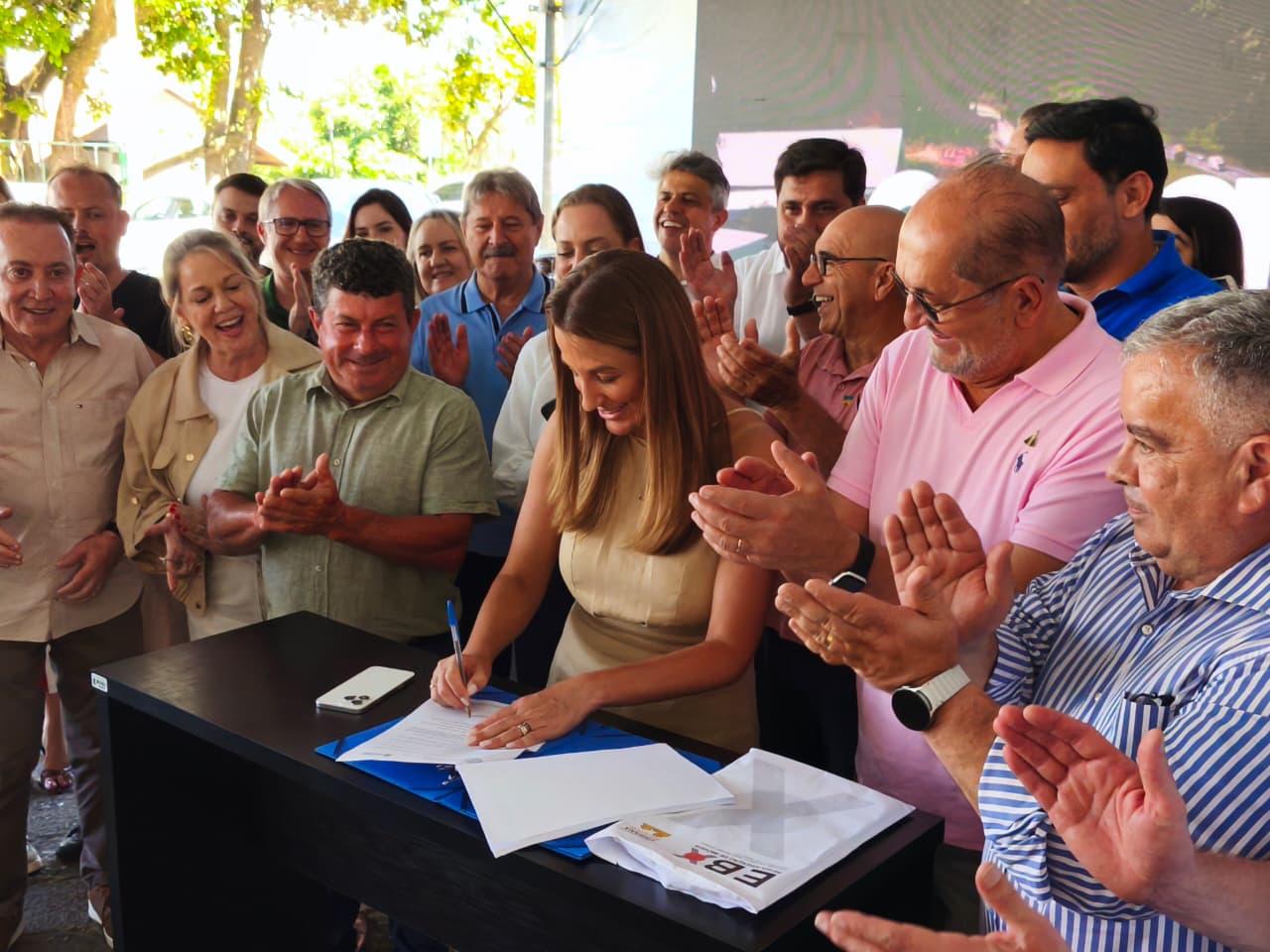 Lei do novo Plano Diretor de Balne�rio Cambori� � sancionada