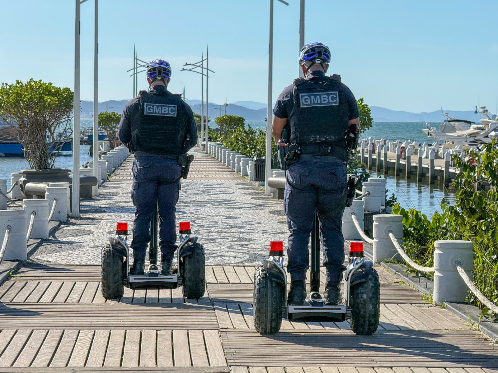 Balne�rio Cambori� implanta uso de novas tecnologias para seguran�a 