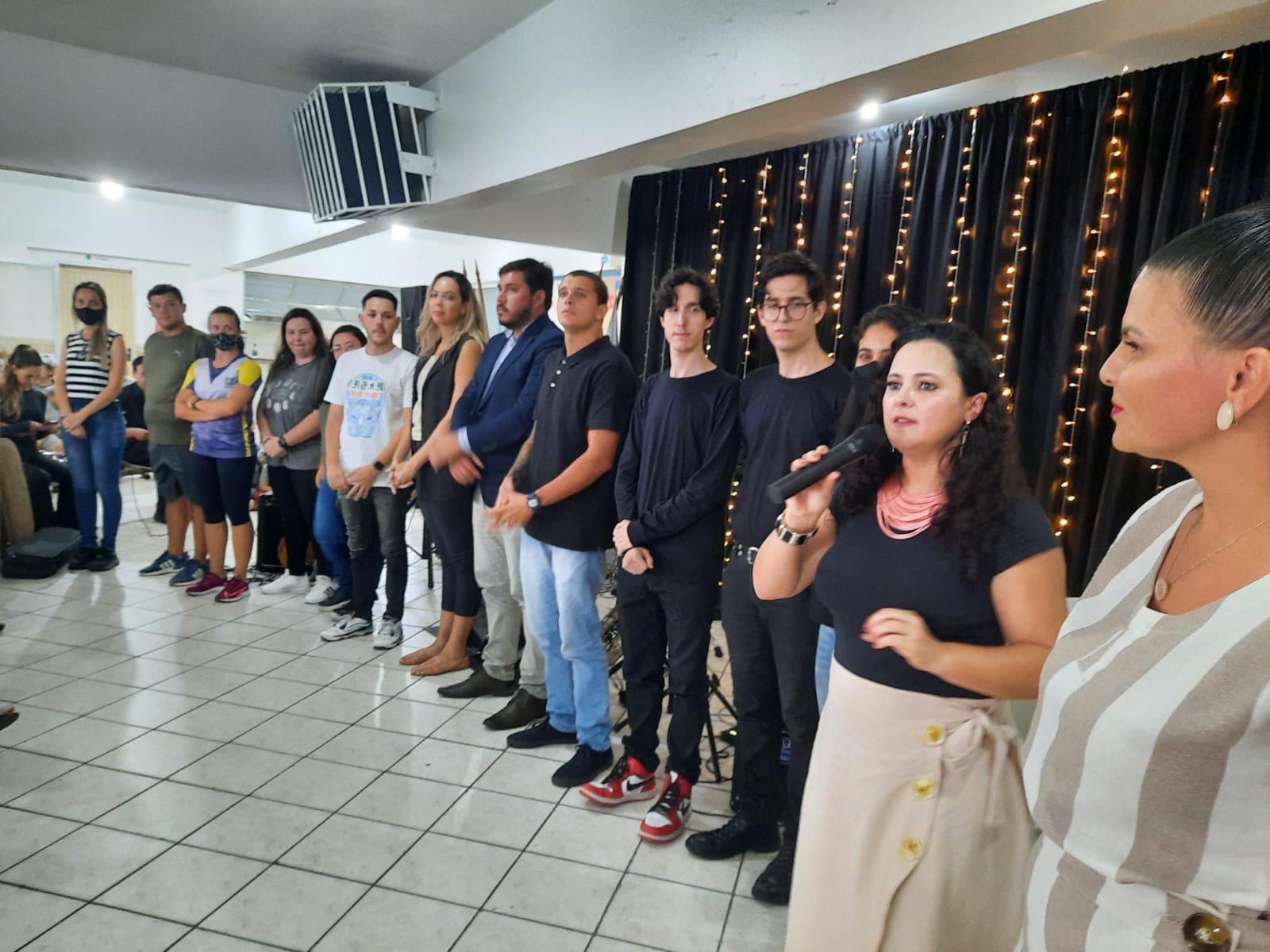Emoção marca evento cinquentenário do Centro Educacional Municipal Presidente Médici | SC Hoje News Notícias de Santa Catarina - SC HOJE News