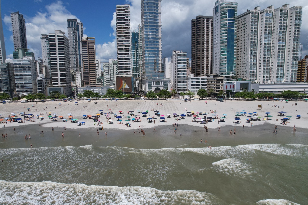 Número de turistas aumentou em Balneário Camboriú em 2023