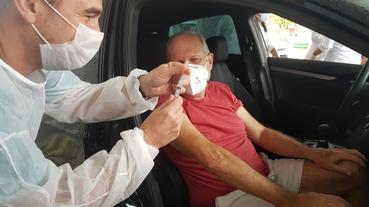 Balneário Camboriú continua a vacinar os 67 + em drive-thru e nas Unidades de Saúde | SC Hoje Notícias de Santa Catarina - SC HOJE